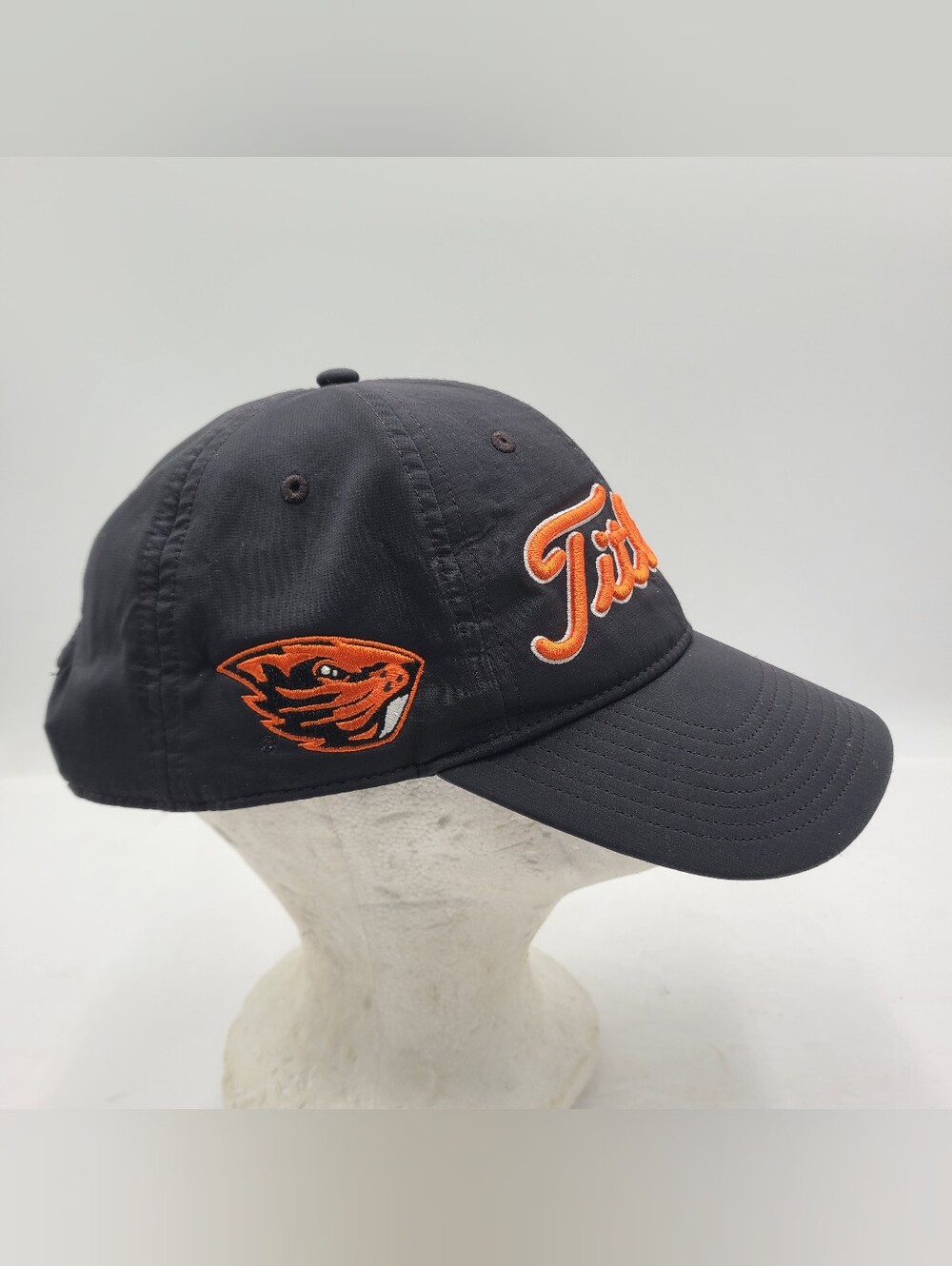 B55 Titleist Golf Mens One-Size Fits All Hat Adjustable Embroidered OSU Beavers